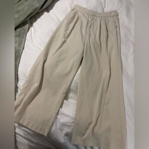 Hollister Cream Ultra High-Rise Wide-Leg Pants